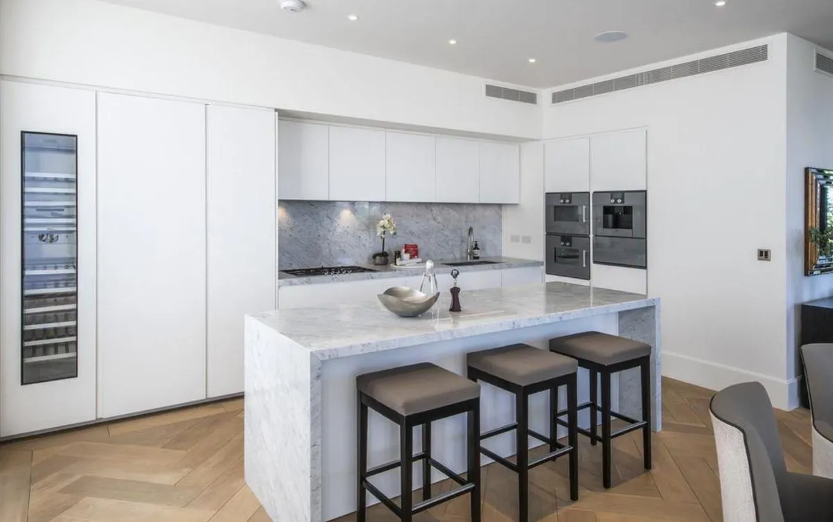 36240f602e374e04625586cfa2ce53136c437e79